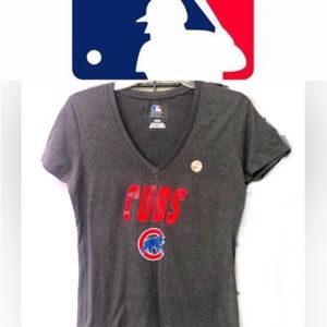 ⚾️MLB genuine Chicago Cubs Women's VNeck glitter Print gray TShirt size S NWT